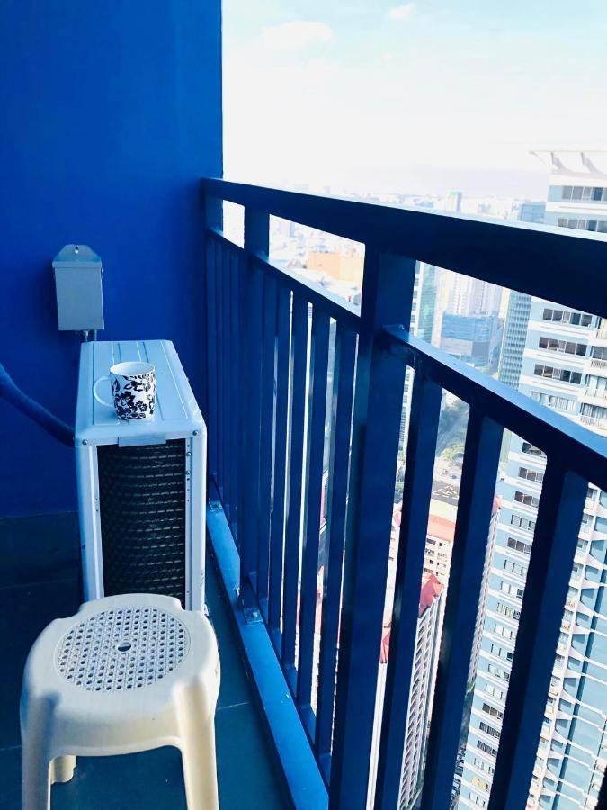 Air Residence 1Br With Balcony Free Netflix And Disney Plus Manila Eksteriør bilde